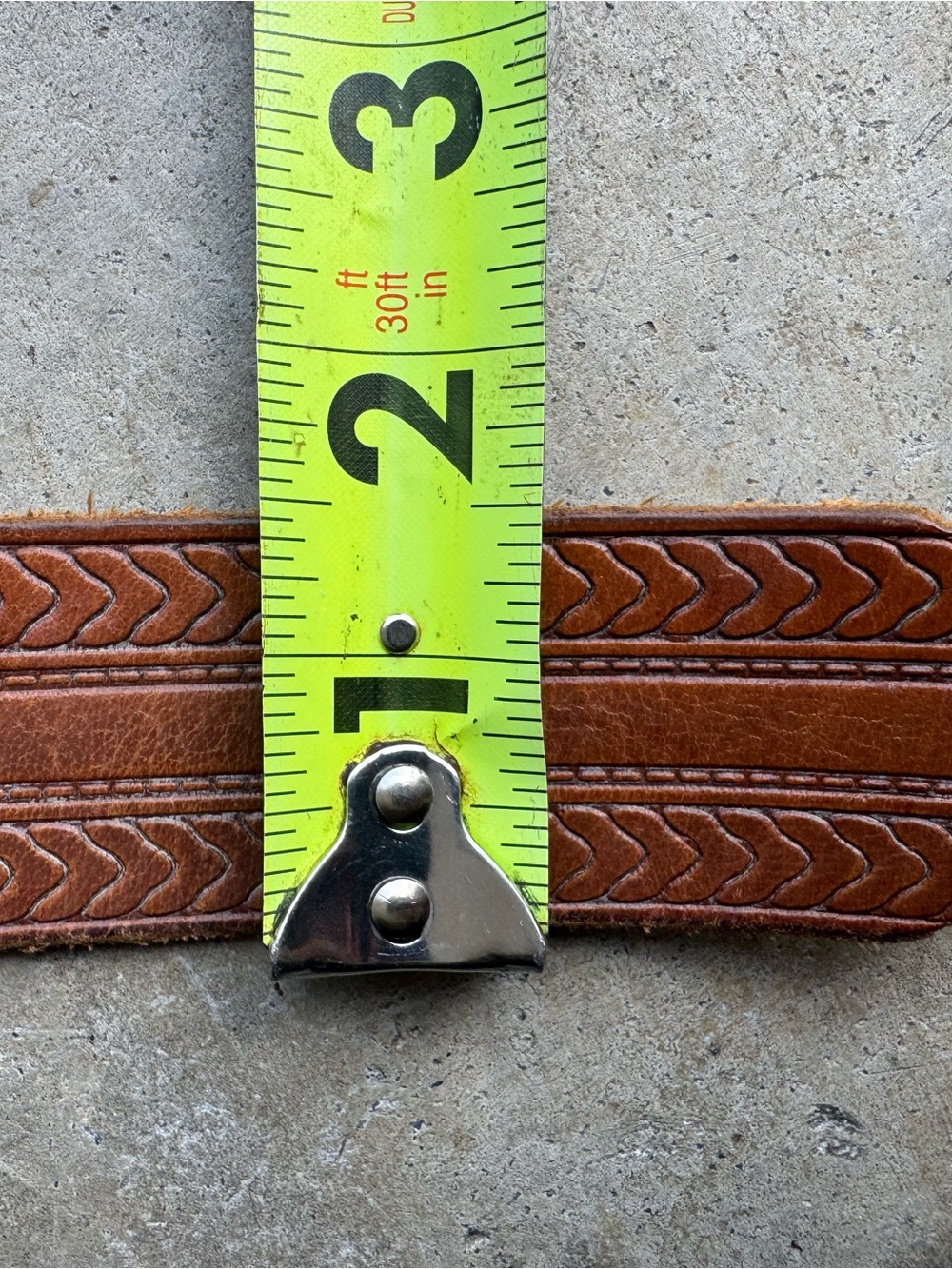 Old Navy Y2K Light Brown Embossed Leather Belt with Floral Metal Buckle Medium - Picture 9 of 10